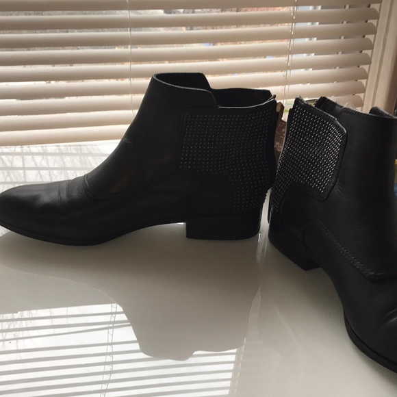 Pour La Victoire Keon Short Back Studded Booties - Picture 2 of 8